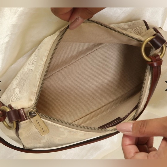 Authentic Celine Triomphe Pochette - Picture 5 of 16